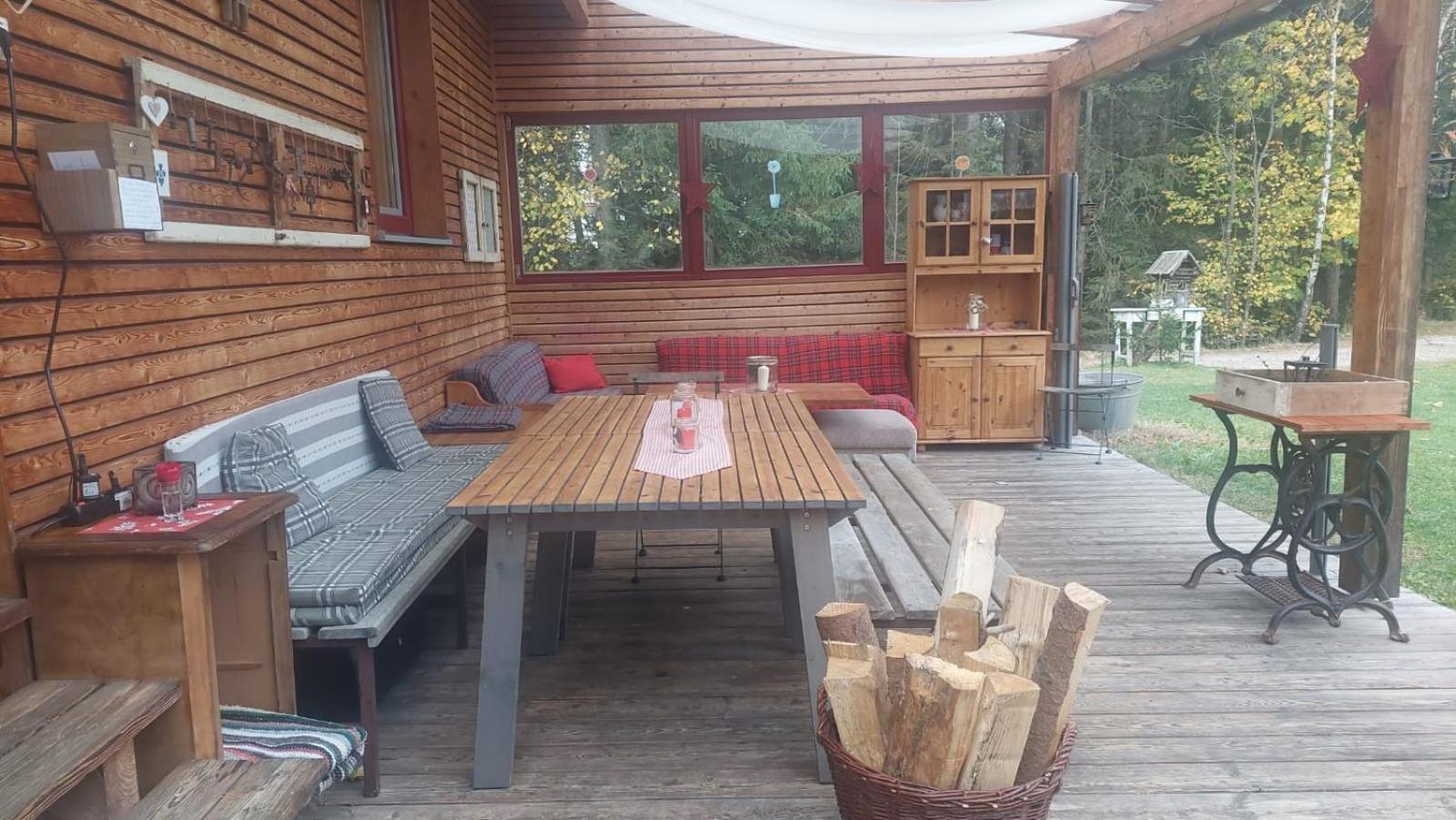 Ferienhaus Im Wald Edelschrott Exterior foto